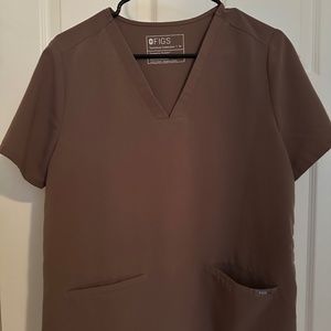 Figs scrub top